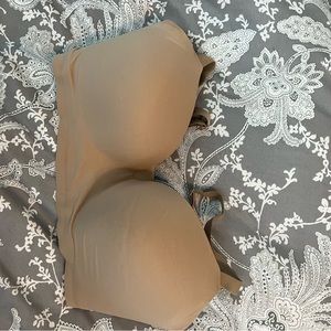 Soma Embliss Wireless Bra 40DD